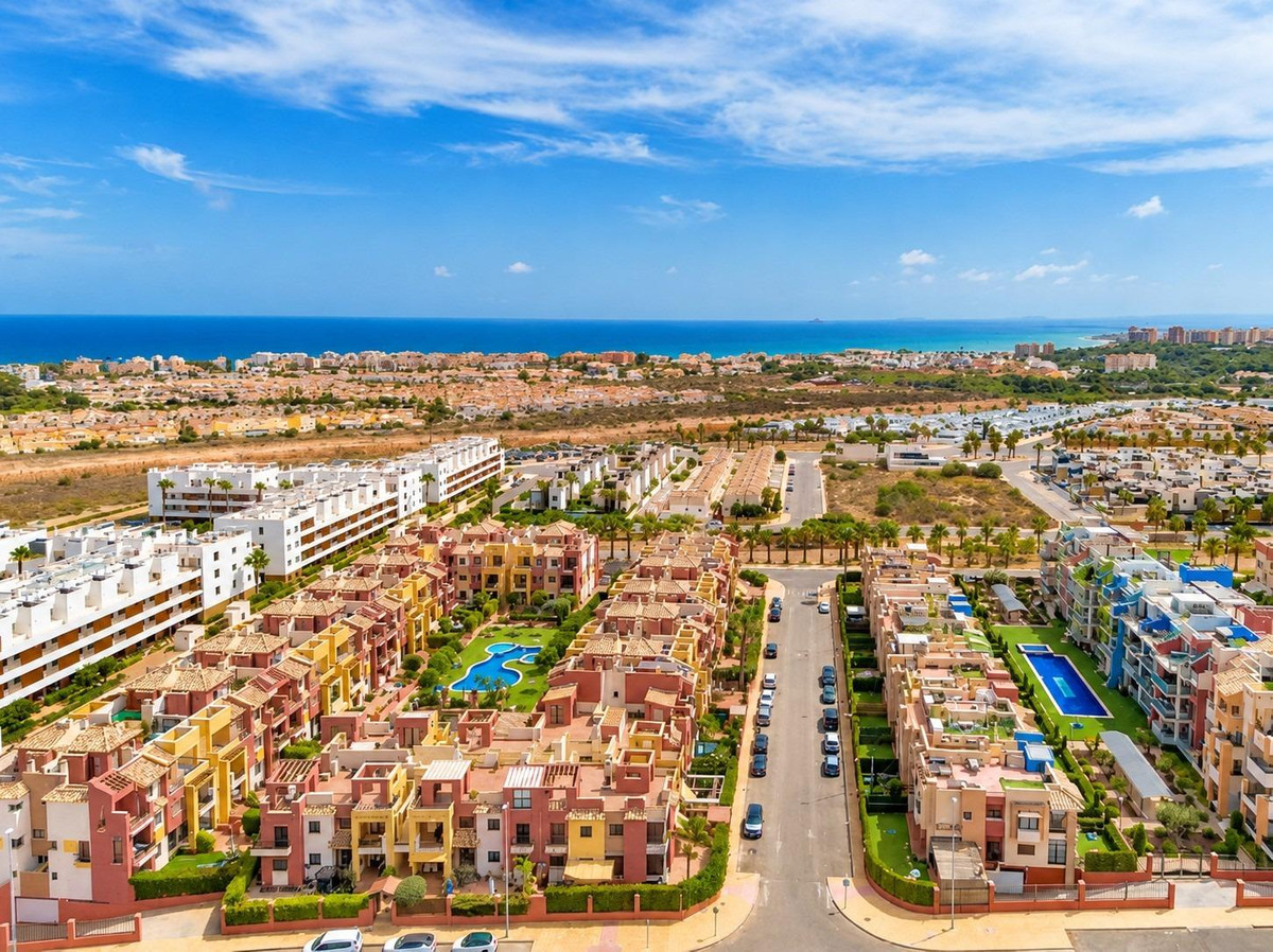 Appartement te koop in Lomas de Cabo Roig | 2 slaapkamers H5521423