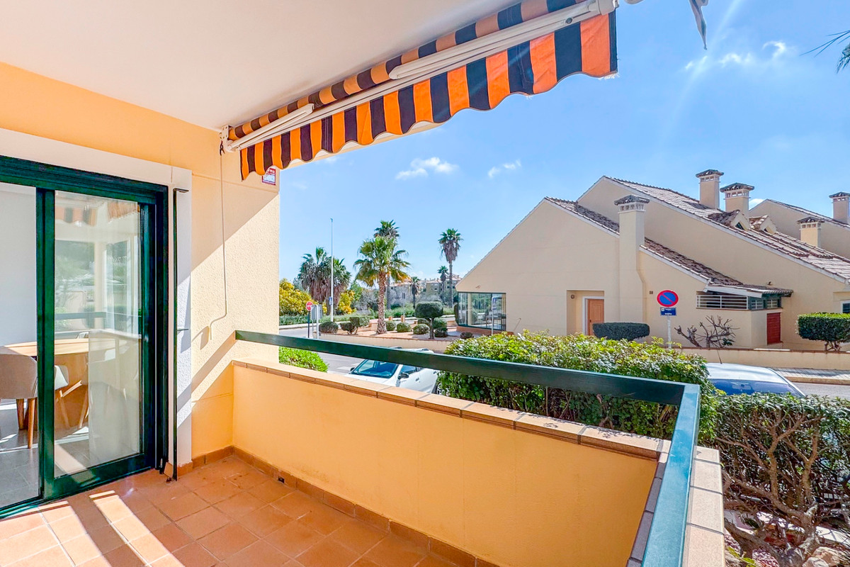 Appartement te koop in Lomas De Campoamor | 2 slaapkamers H5400907
