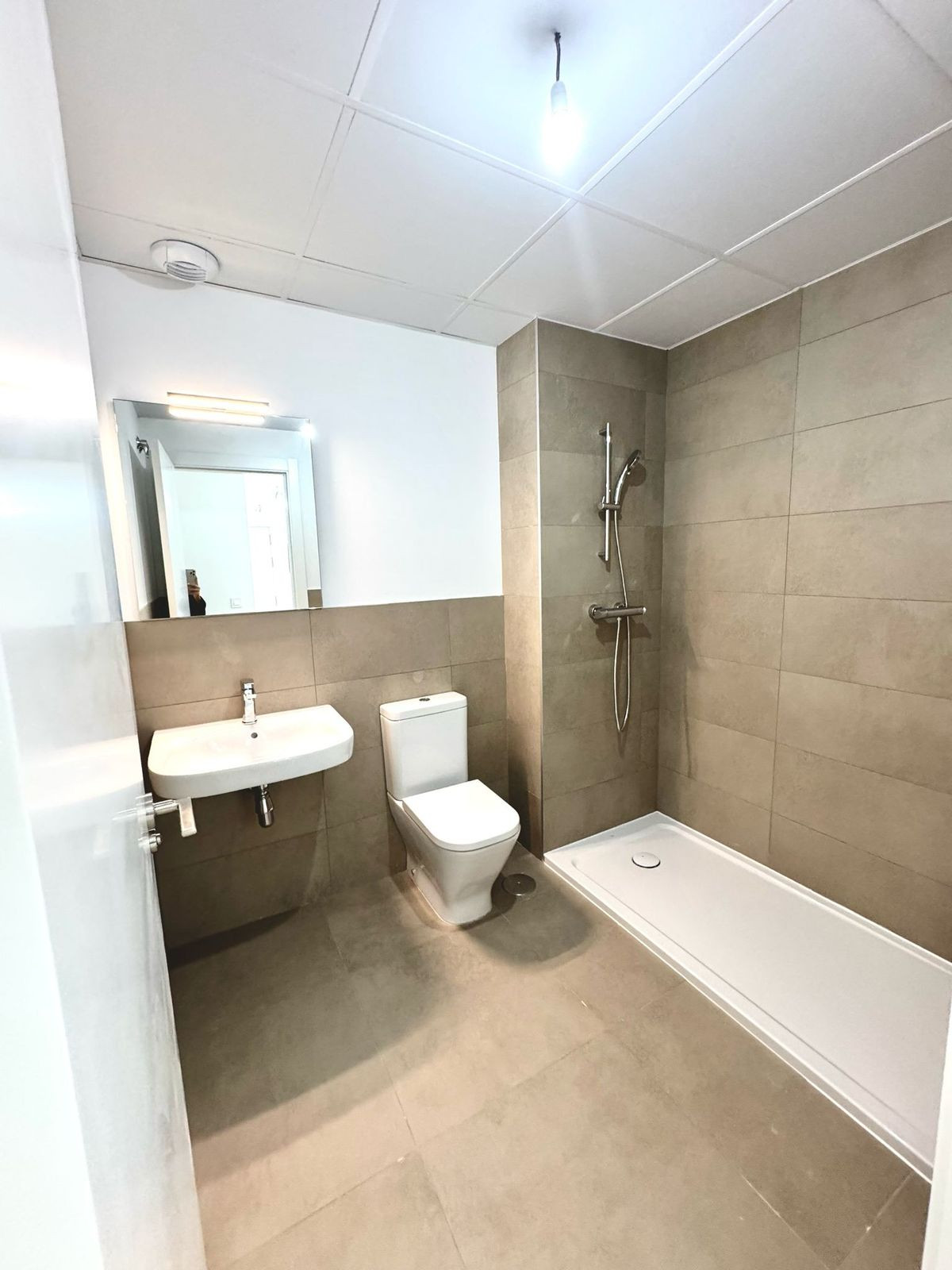 Tussenverdieping Appartement in Los Alamos-16