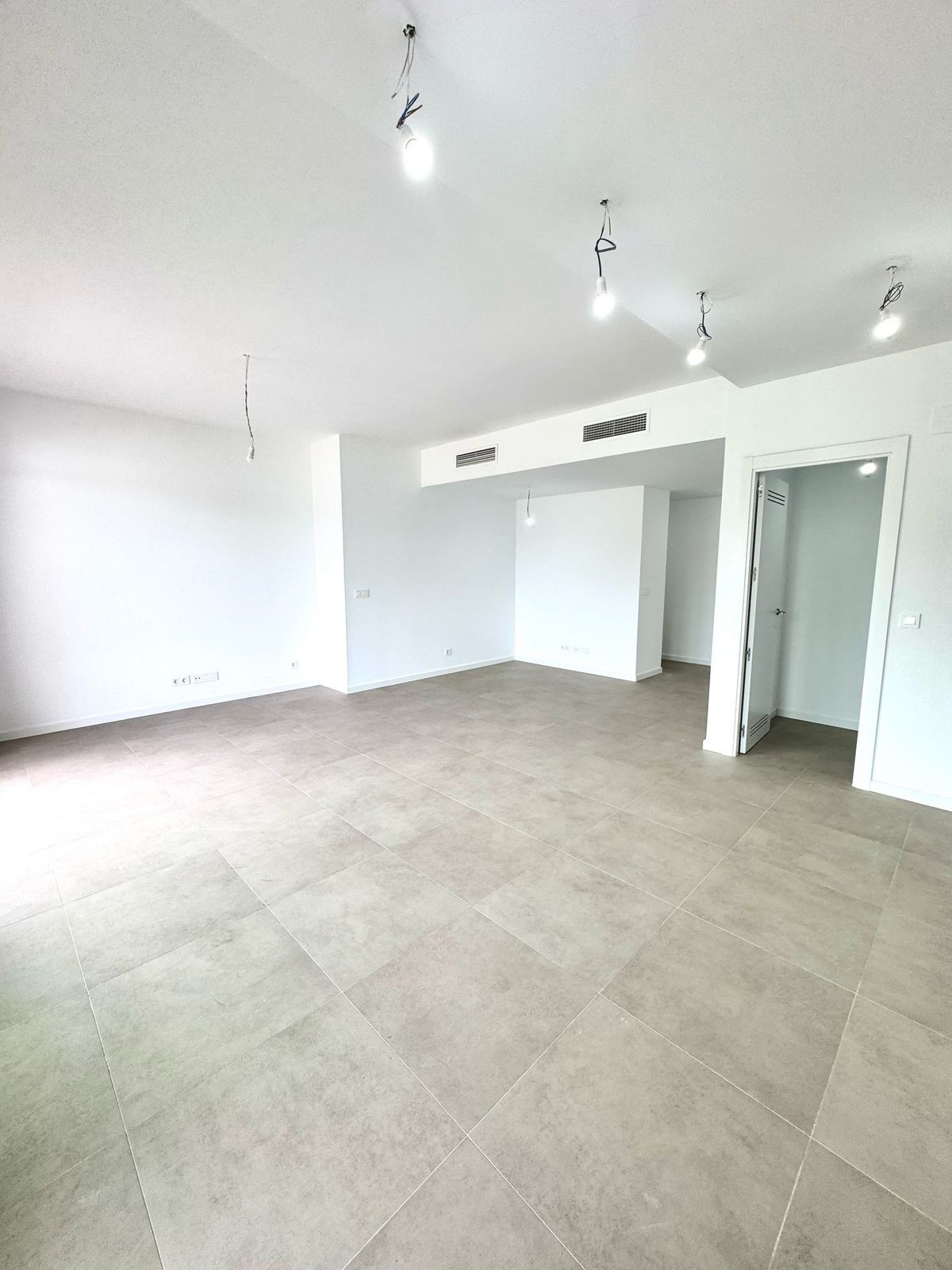 Tussenverdieping Appartement in Los Alamos-5