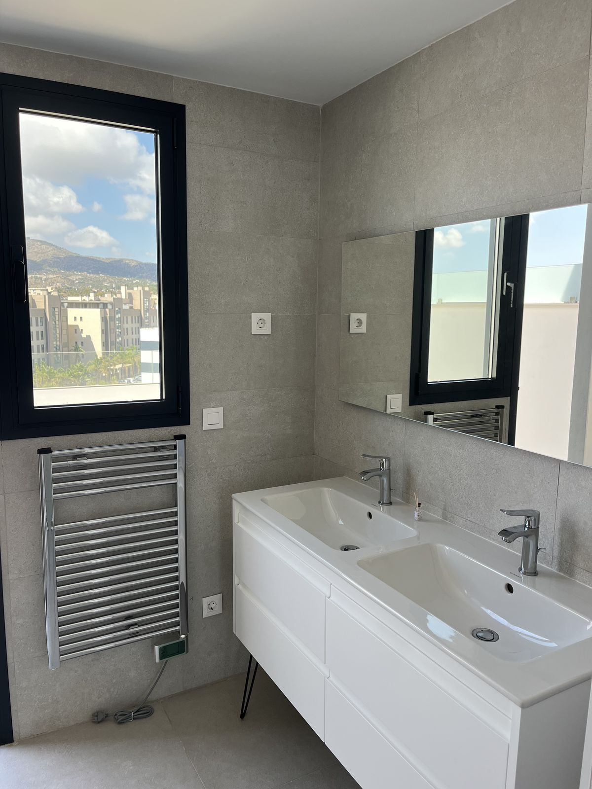 Penthouse te koop in Los Alamos | 3 slaapkamers H5207875