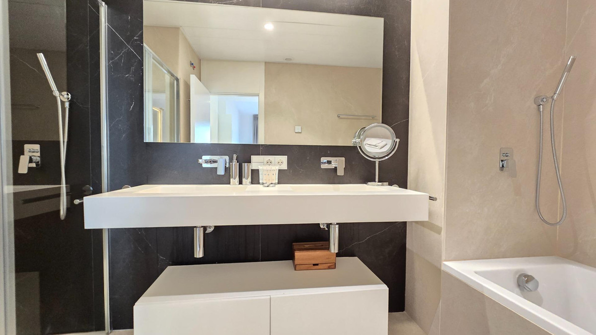 Appartement te koop in Los Alamos | 3 slaapkamers H5245429