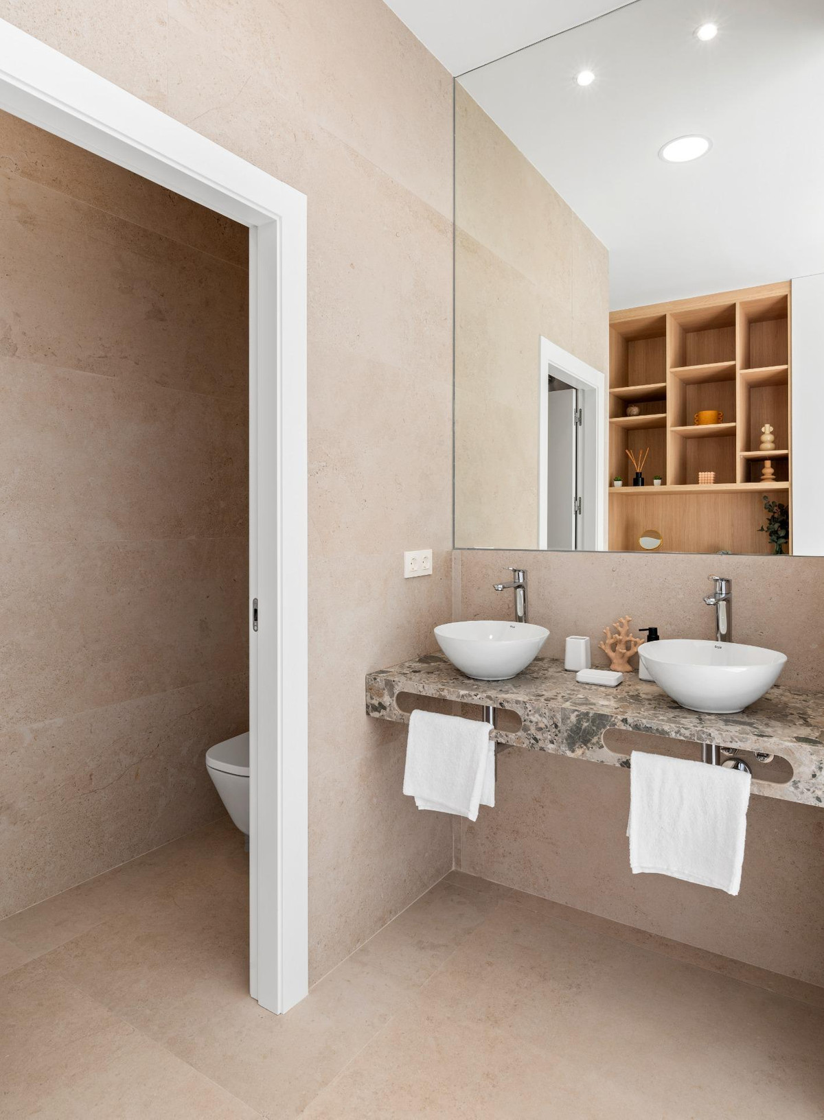 Property main view 23