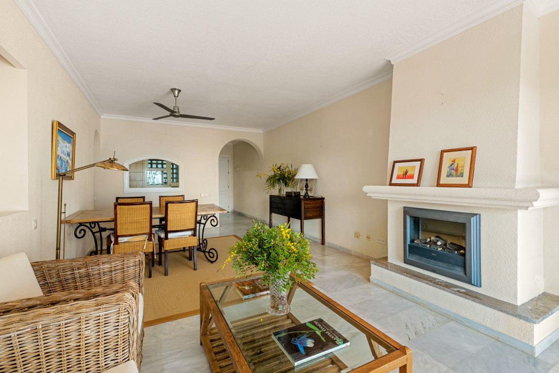 Tussenverdieping Appartement in Los Almendros-9