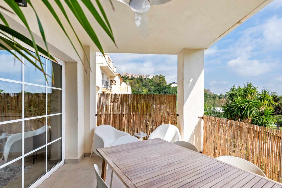 Begane grond appartement in Los Almendros-7