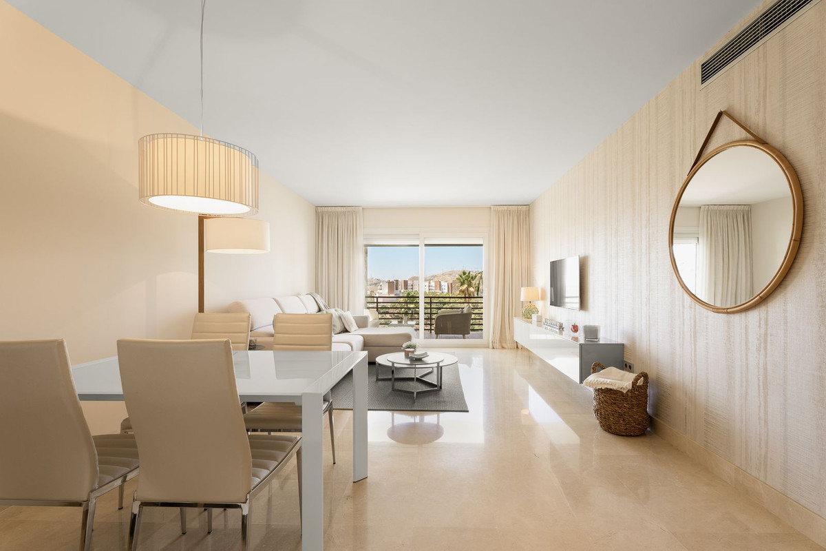 Appartement te koop in Los Almendros | 2 slaapkamers H5116936