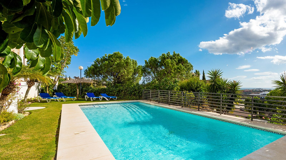 Appartement te koop in Los Almendros | 2 slaapkamers H5116936