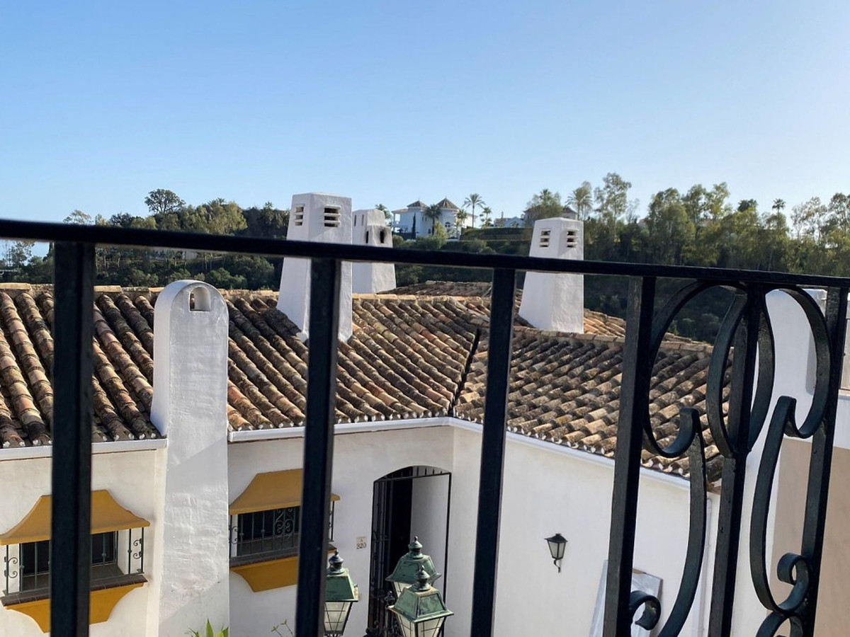 Appartement te koop in Los Almendros | 2 slaapkamers H5293519