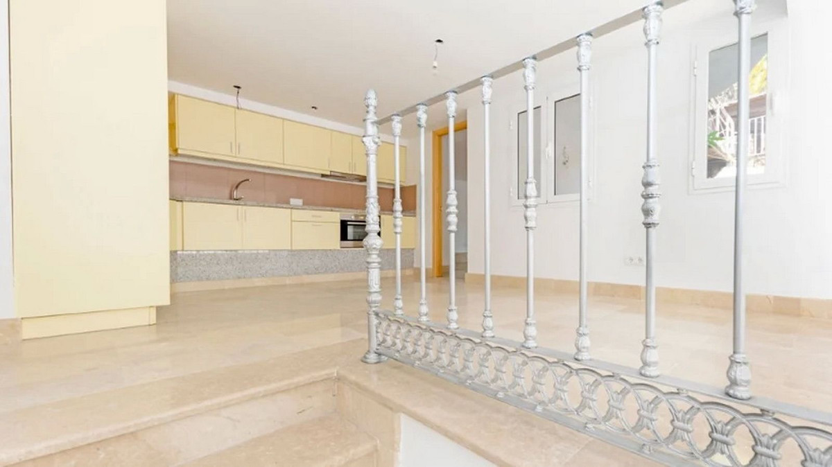 Property main view 30