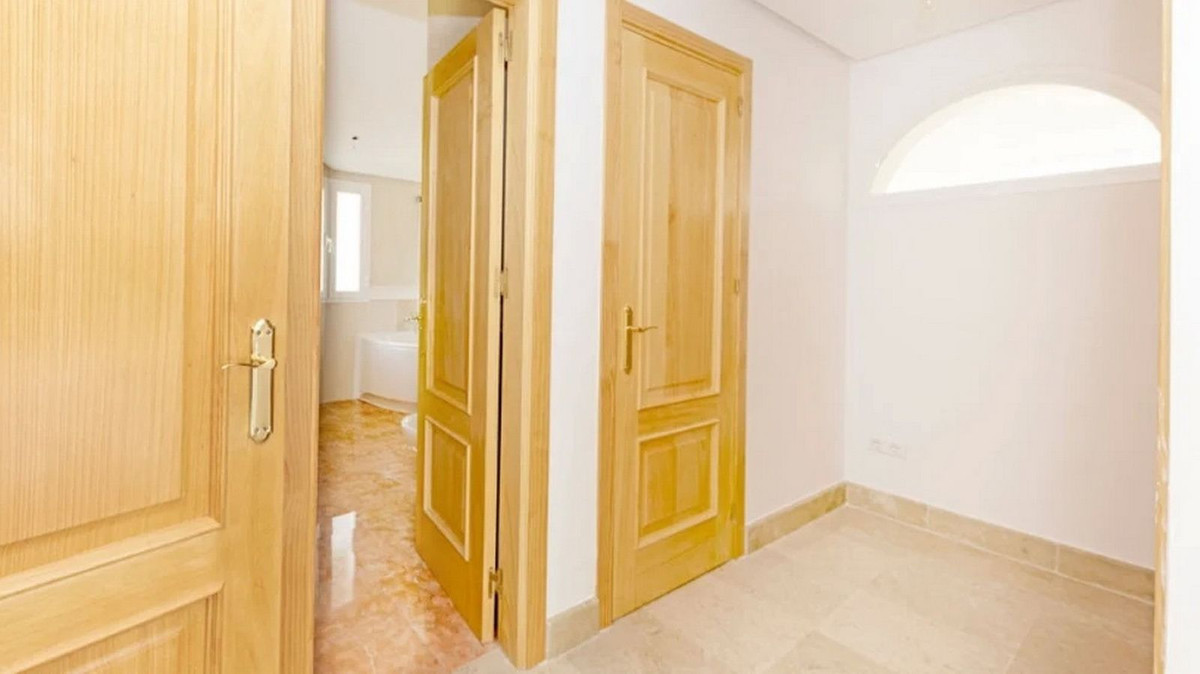 Property main view 33