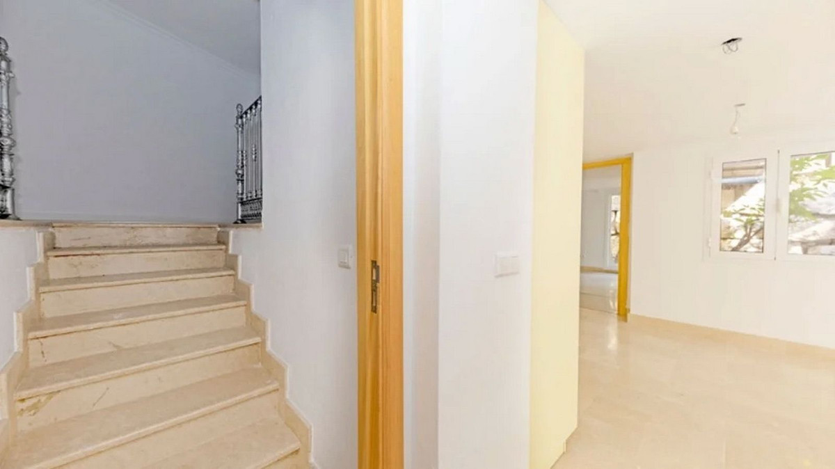 Property main view 36