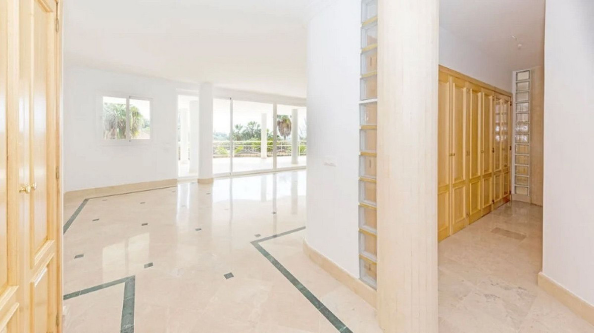 Property main view 40