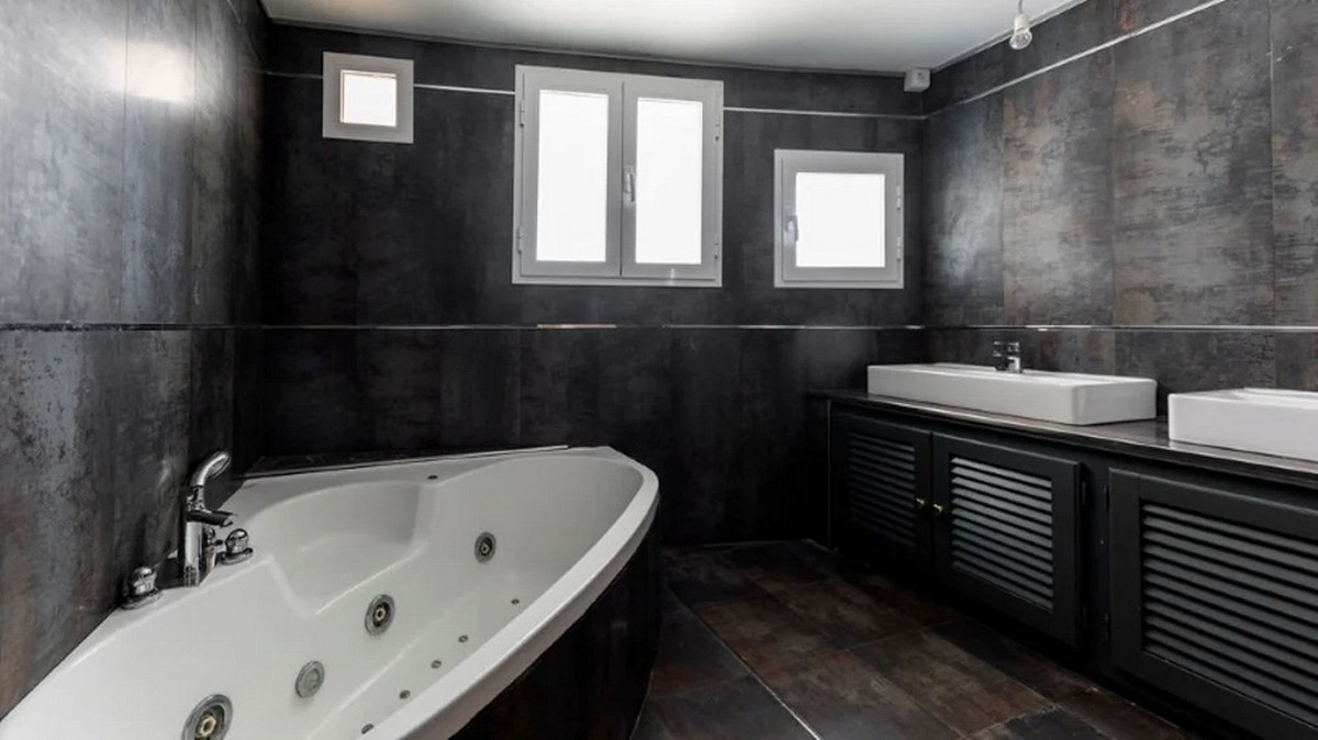 Property main view 54