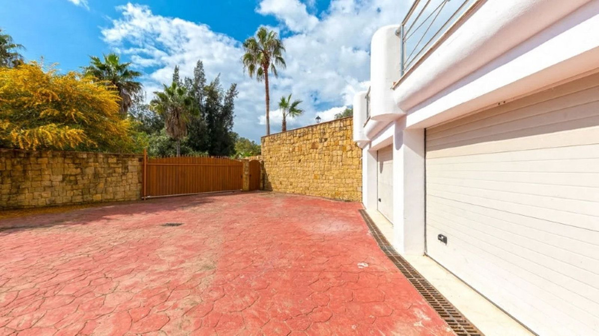 Property main view 76