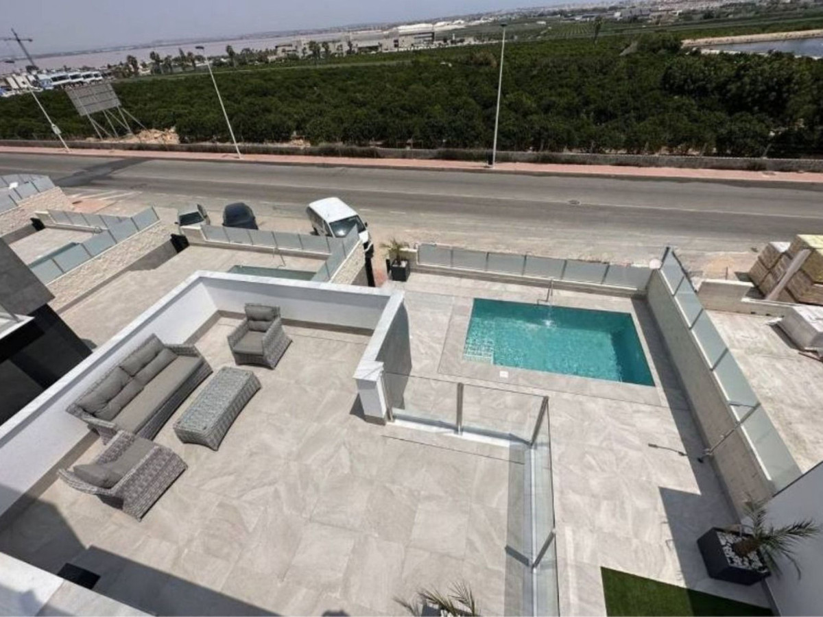 Huis te koop in Los Altos | 3 slaapkamers H5295484