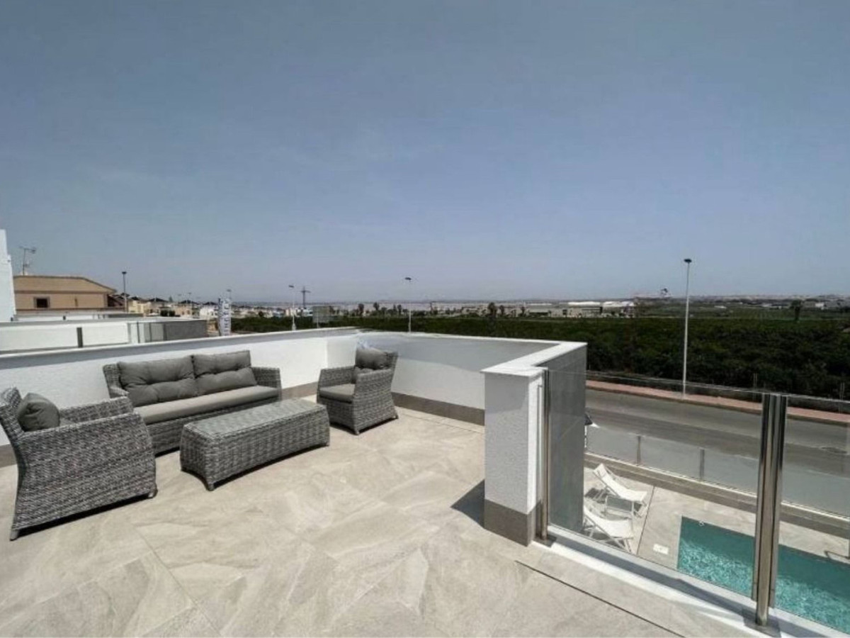 Huis te koop in Los Altos | 3 slaapkamers H5295484