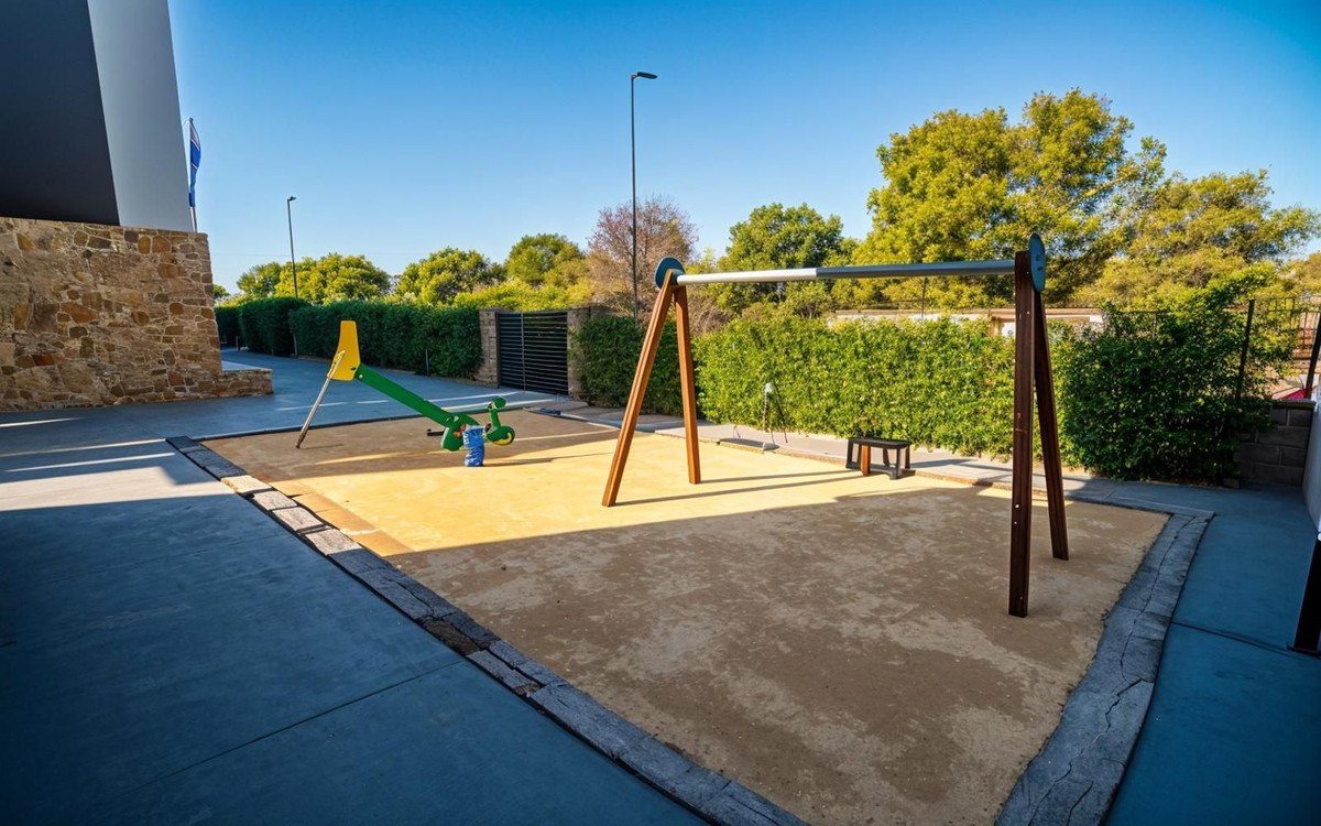 Property main view 33