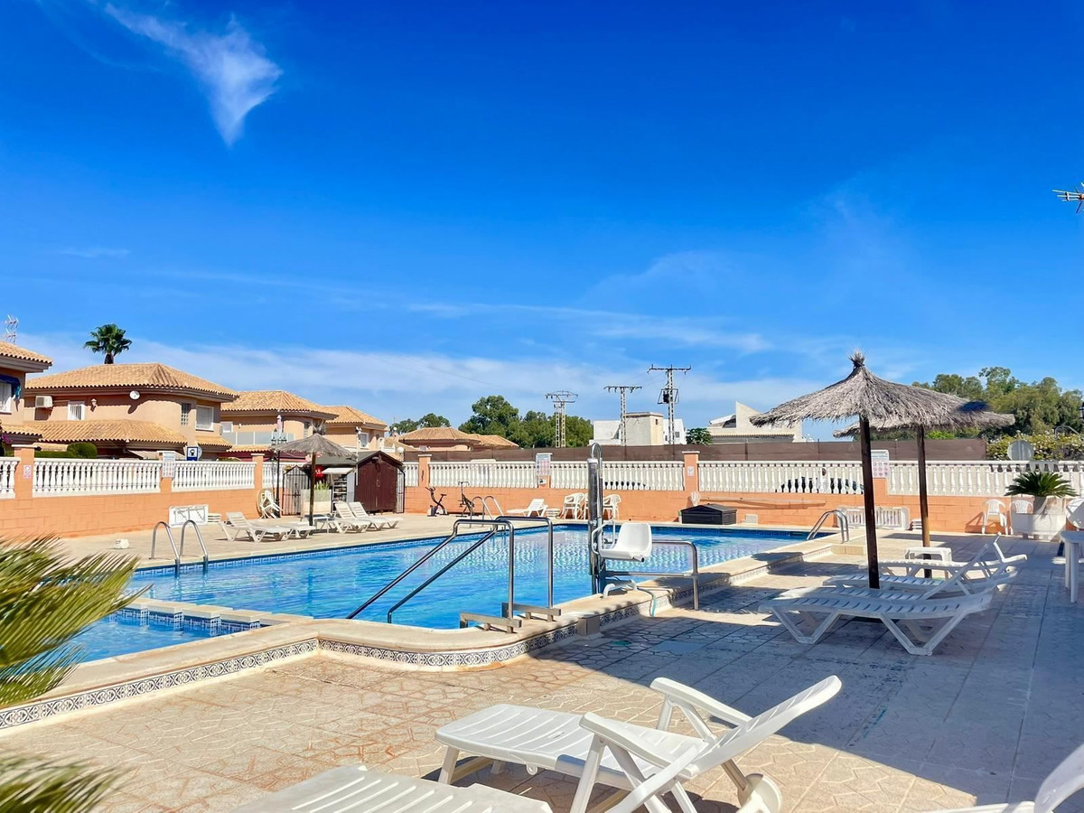Percelen te koop in Los Altos | 2 slaapkamers H5397901