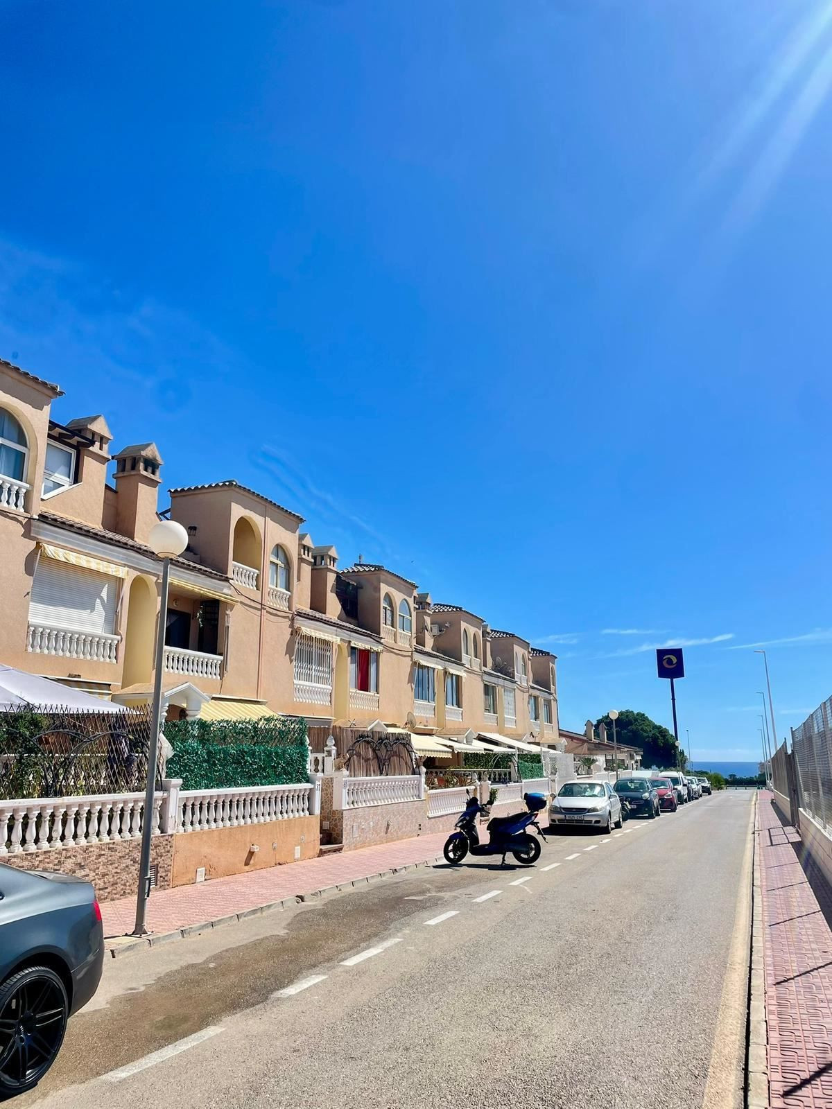 Percelen te koop in Los Altos | 2 slaapkamers H5397901