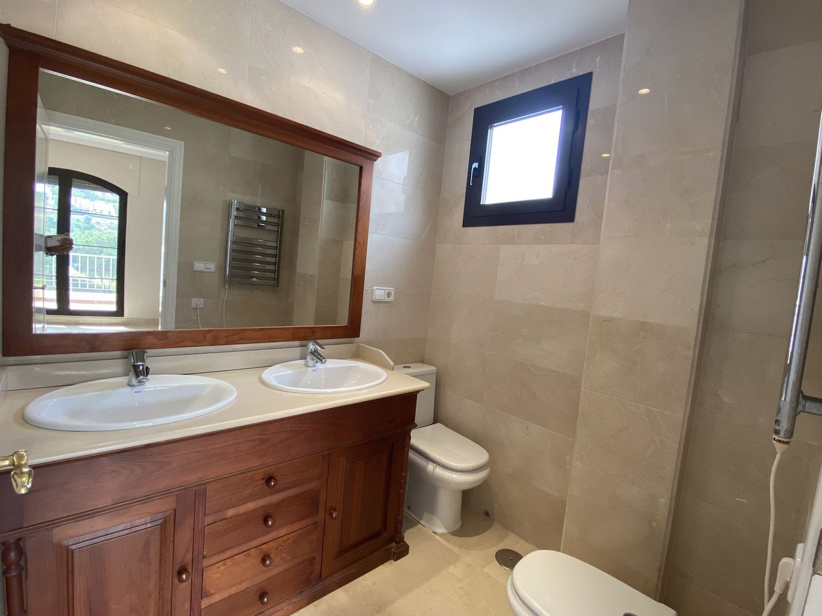 Appartement te koop in Los Arqueros | 3 slaapkamers H5043967