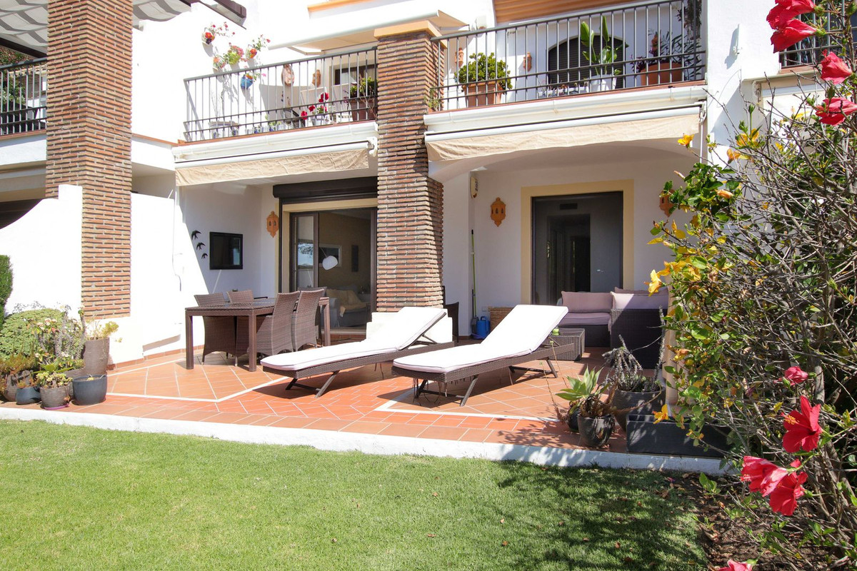 Appartement te koop in Los Arqueros | 2 slaapkamers H5050168