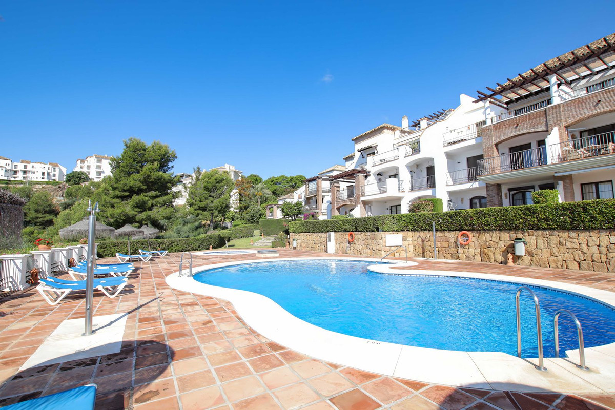 Appartement te koop in Los Arqueros | 2 slaapkamers H5050168