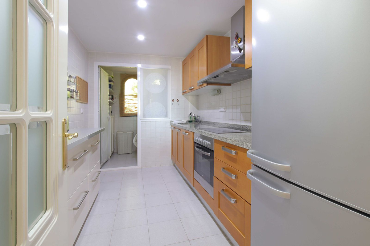 Appartement te koop in Los Arqueros | 2 slaapkamers H5050168