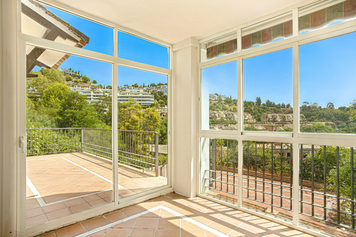 Huis te koop in Los Arqueros | 4 slaapkamers H5131813
