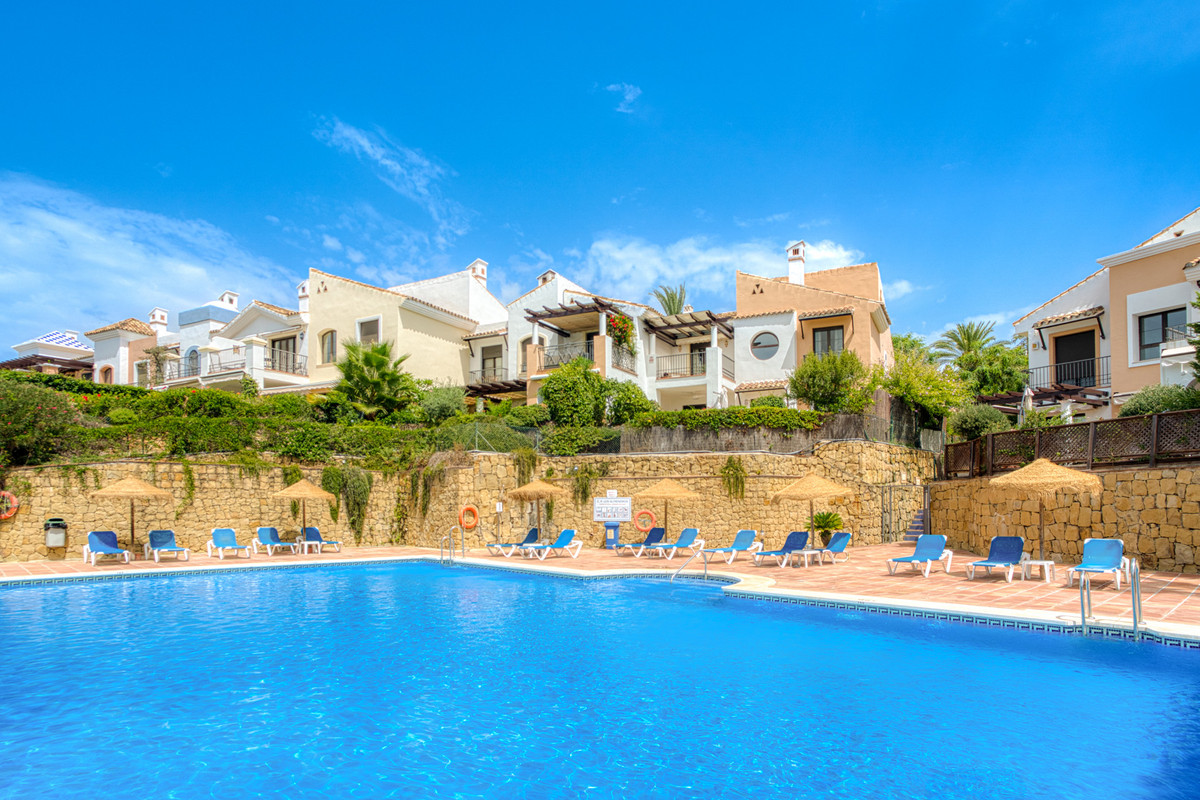 Huis te koop in Los Arqueros | 4 slaapkamers H5131813