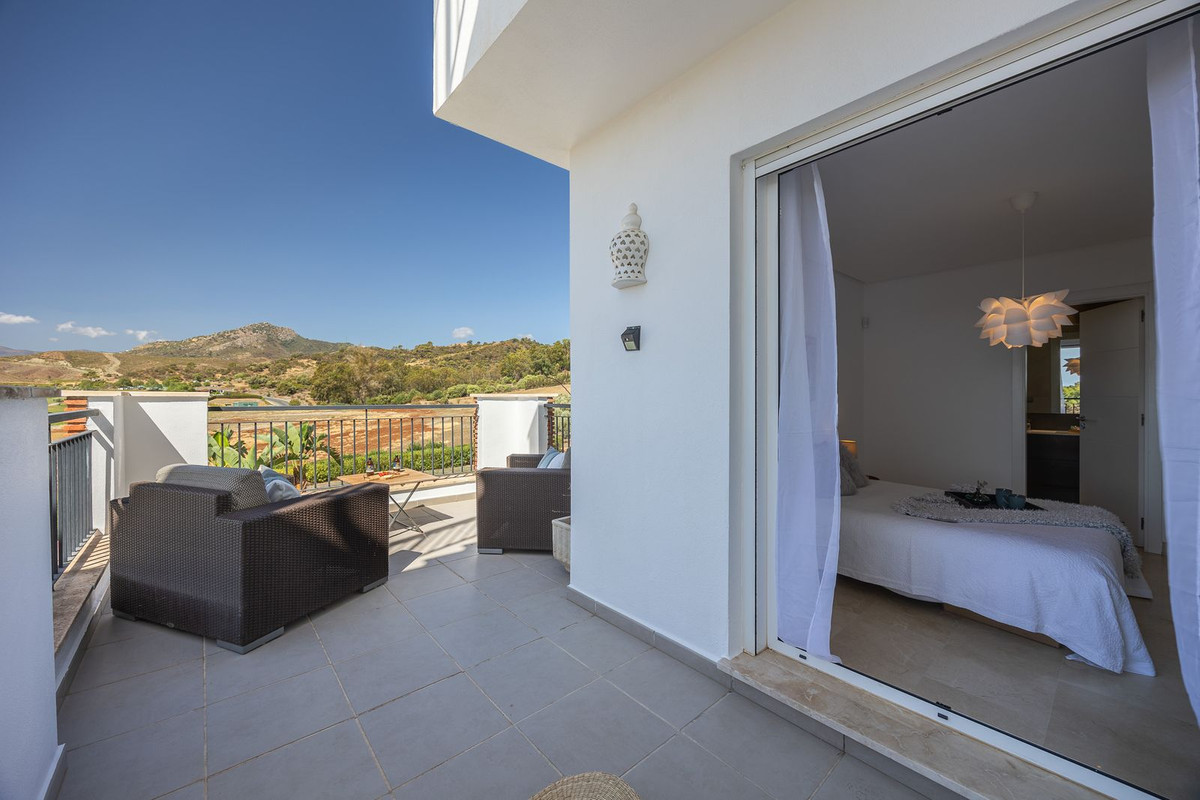 Appartement te koop in Los Arqueros | 3 slaapkamers H5135425