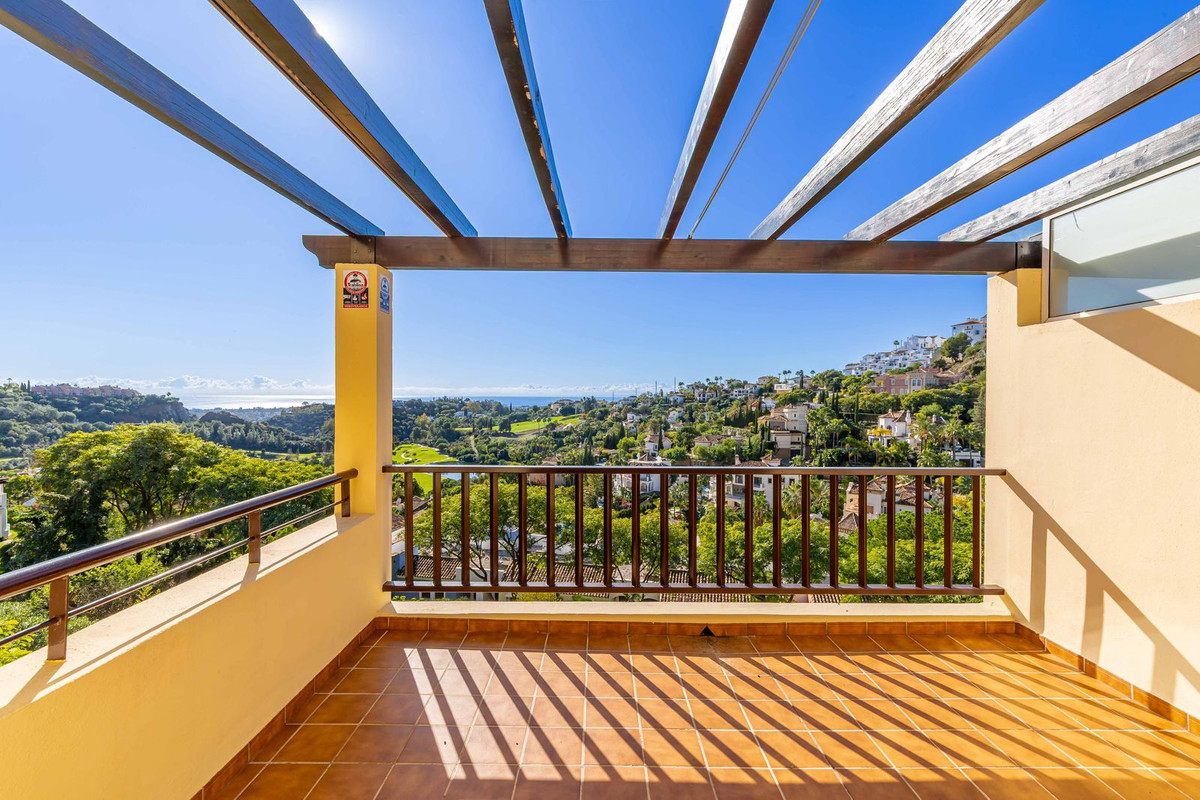 Appartement te koop in Los Arqueros | 4 slaapkamers H5256340