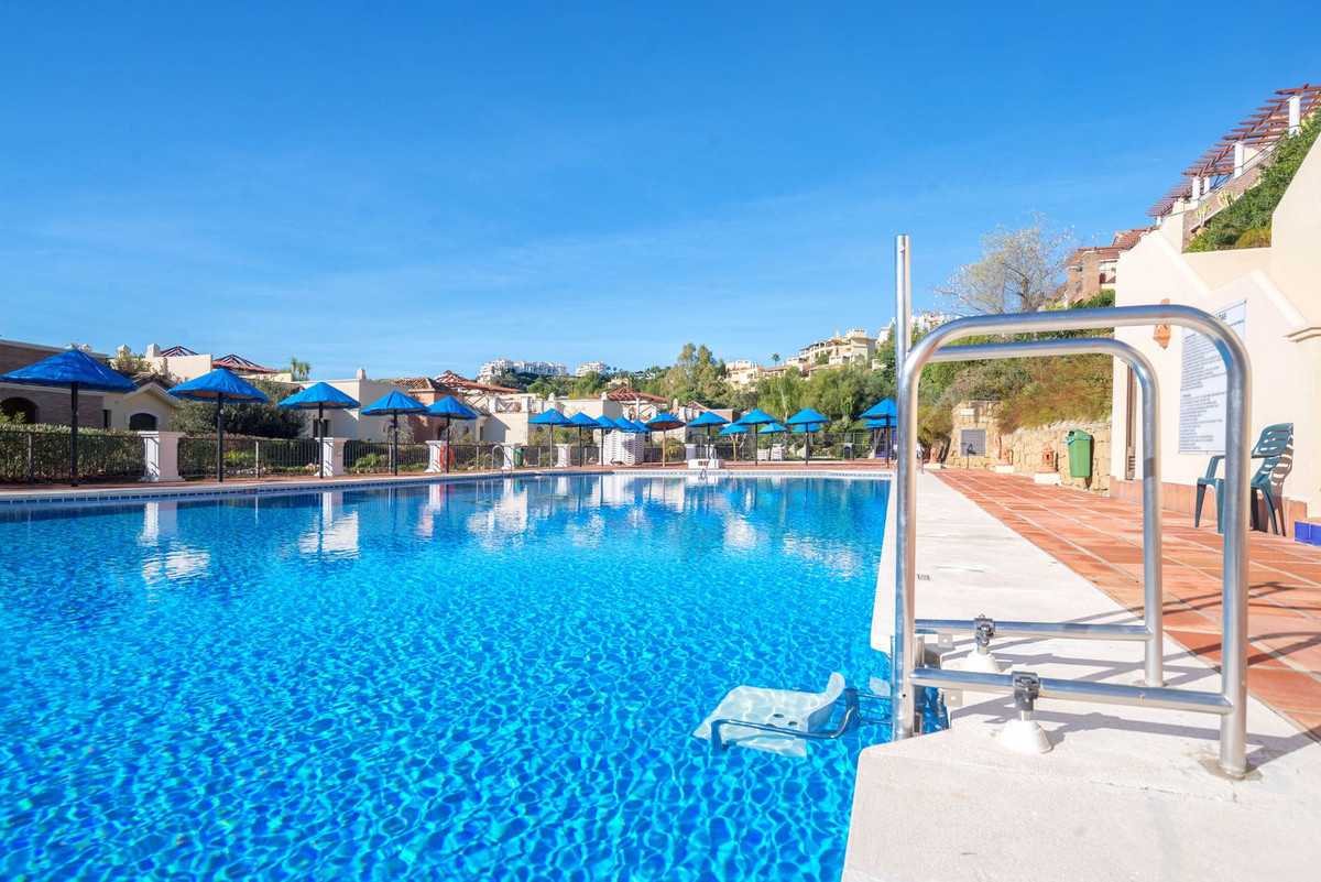 Appartement te koop in Los Arqueros | 3 slaapkamers H5257870