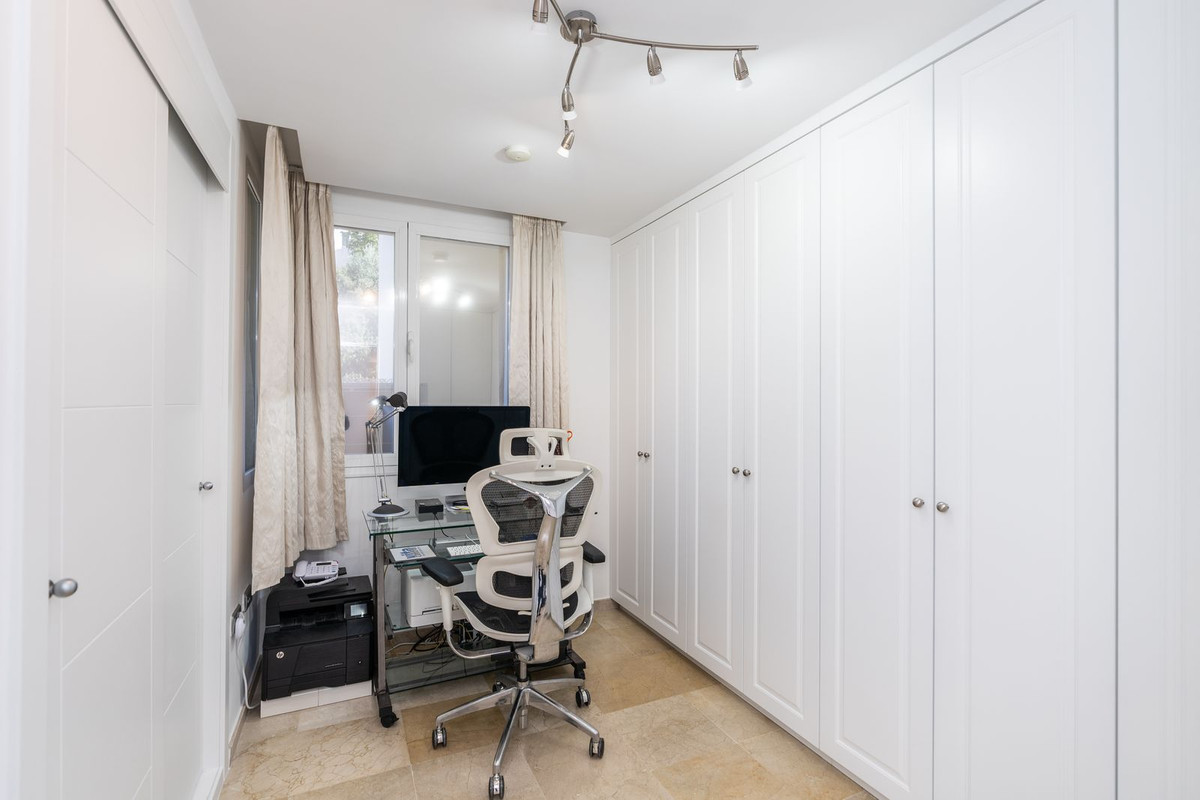 Appartement te koop in Los Arqueros | 3 slaapkamers H5286049