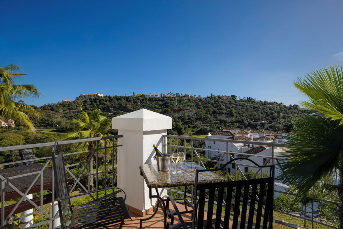 Huis te koop in Los Arqueros | 4 slaapkamers H5298826