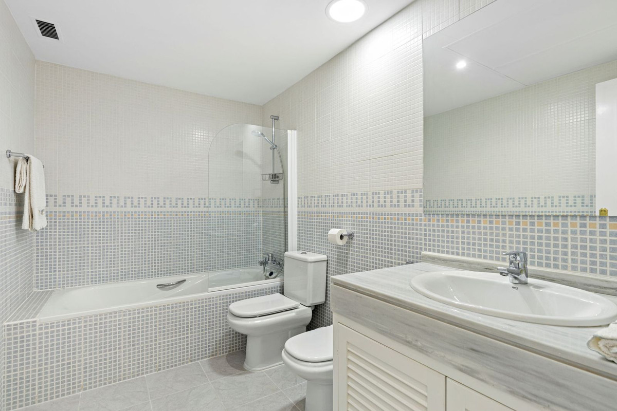 Huis te koop in Los Arqueros | 4 slaapkamers H5298826