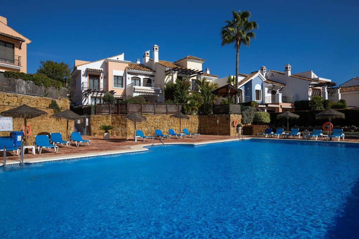 Huis te koop in Los Arqueros | 4 slaapkamers H5298826