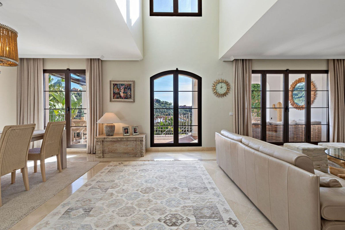 Huis te koop in Los Arqueros | 4 slaapkamers H5298826