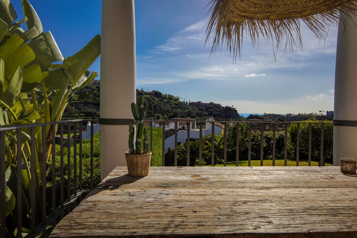 Huis te koop in Los Arqueros | 4 slaapkamers H5298826