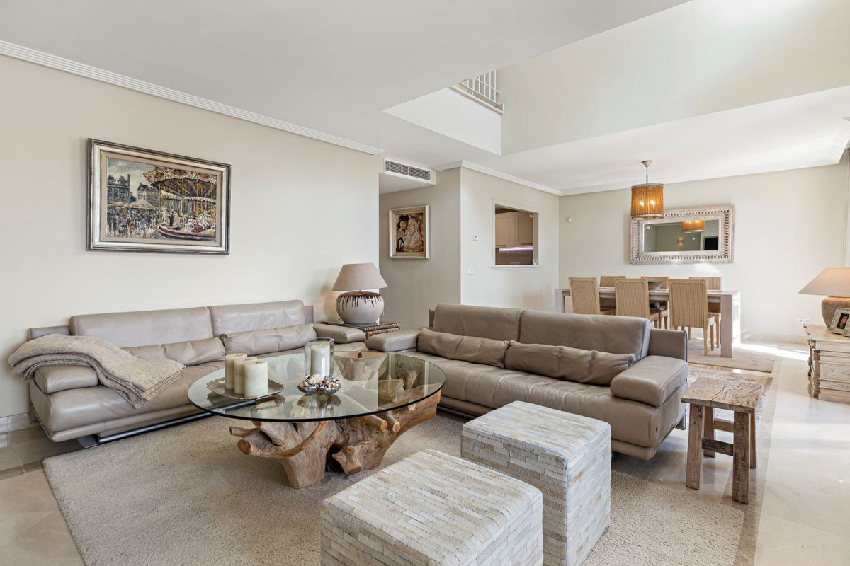 Huis te koop in Los Arqueros | 4 slaapkamers H5298826