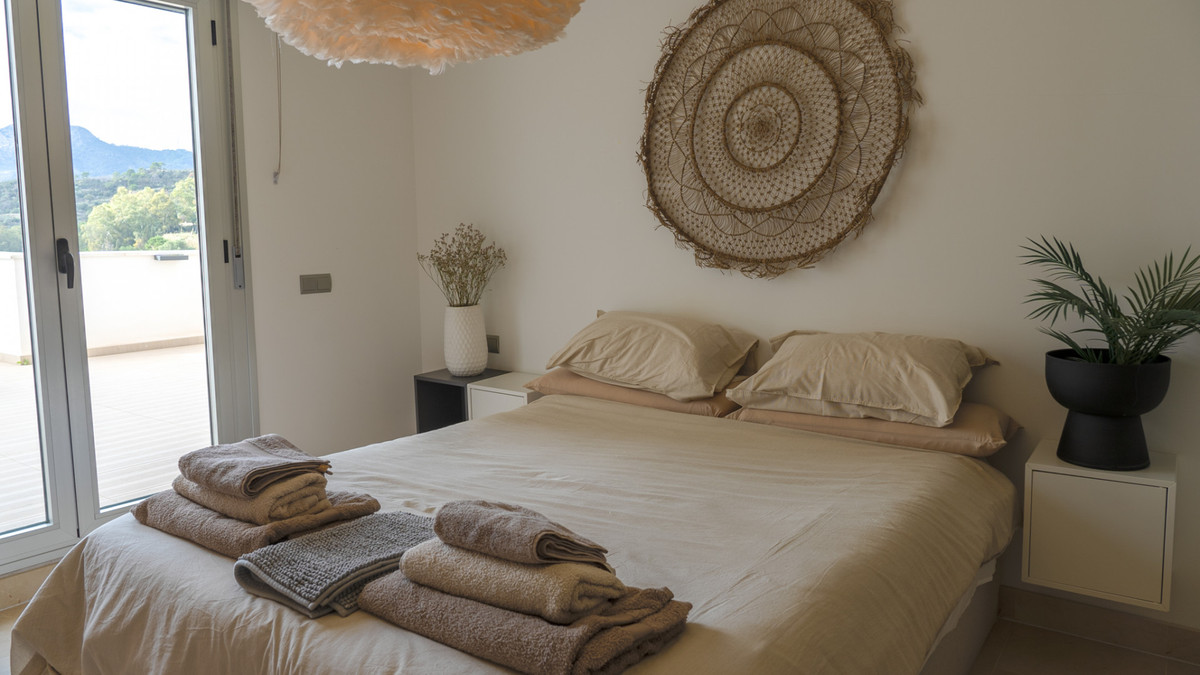 Appartement te koop in Los Arqueros | 3 slaapkamers H5305408