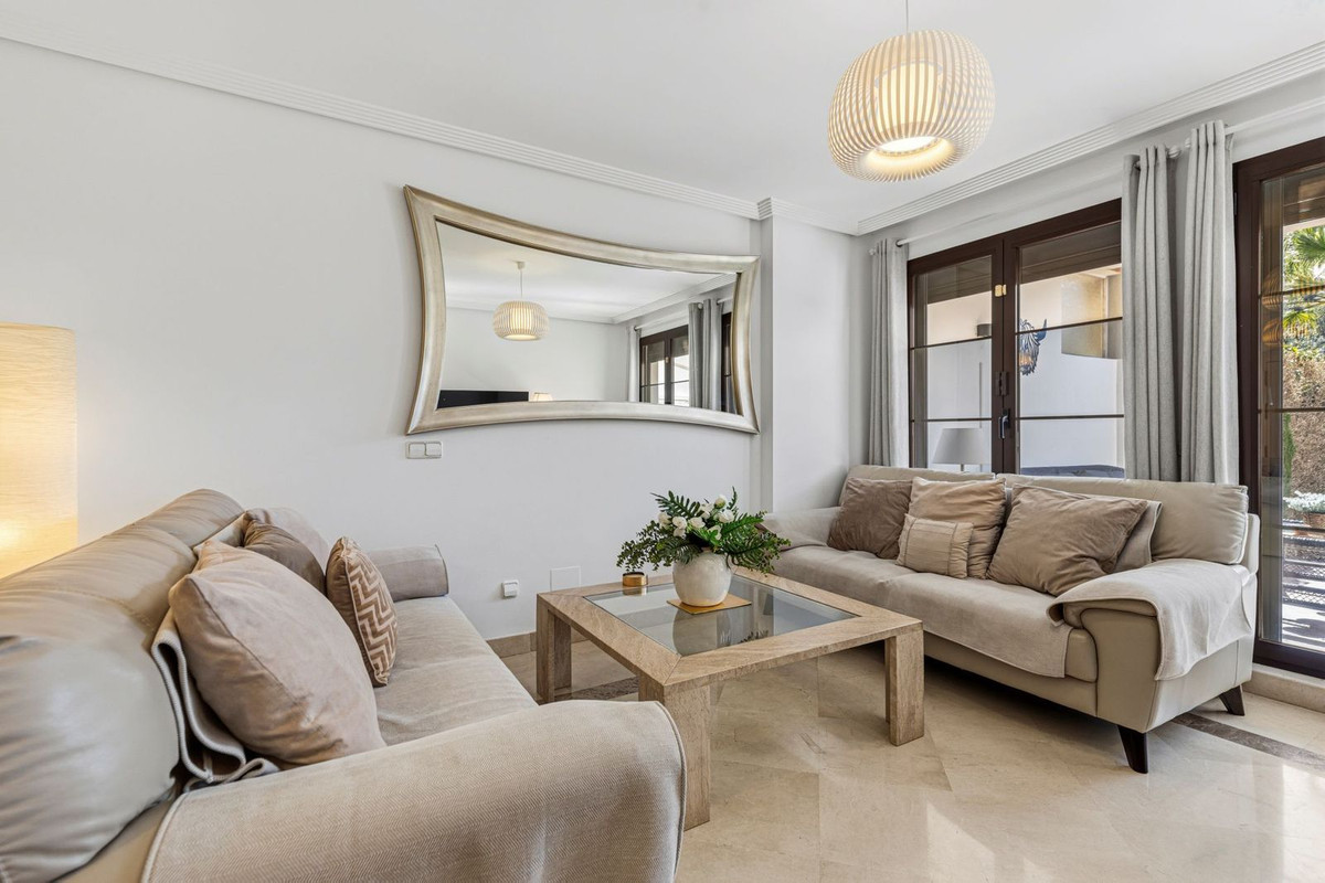 Appartement te koop in Los Arqueros | 2 slaapkamers H5325280