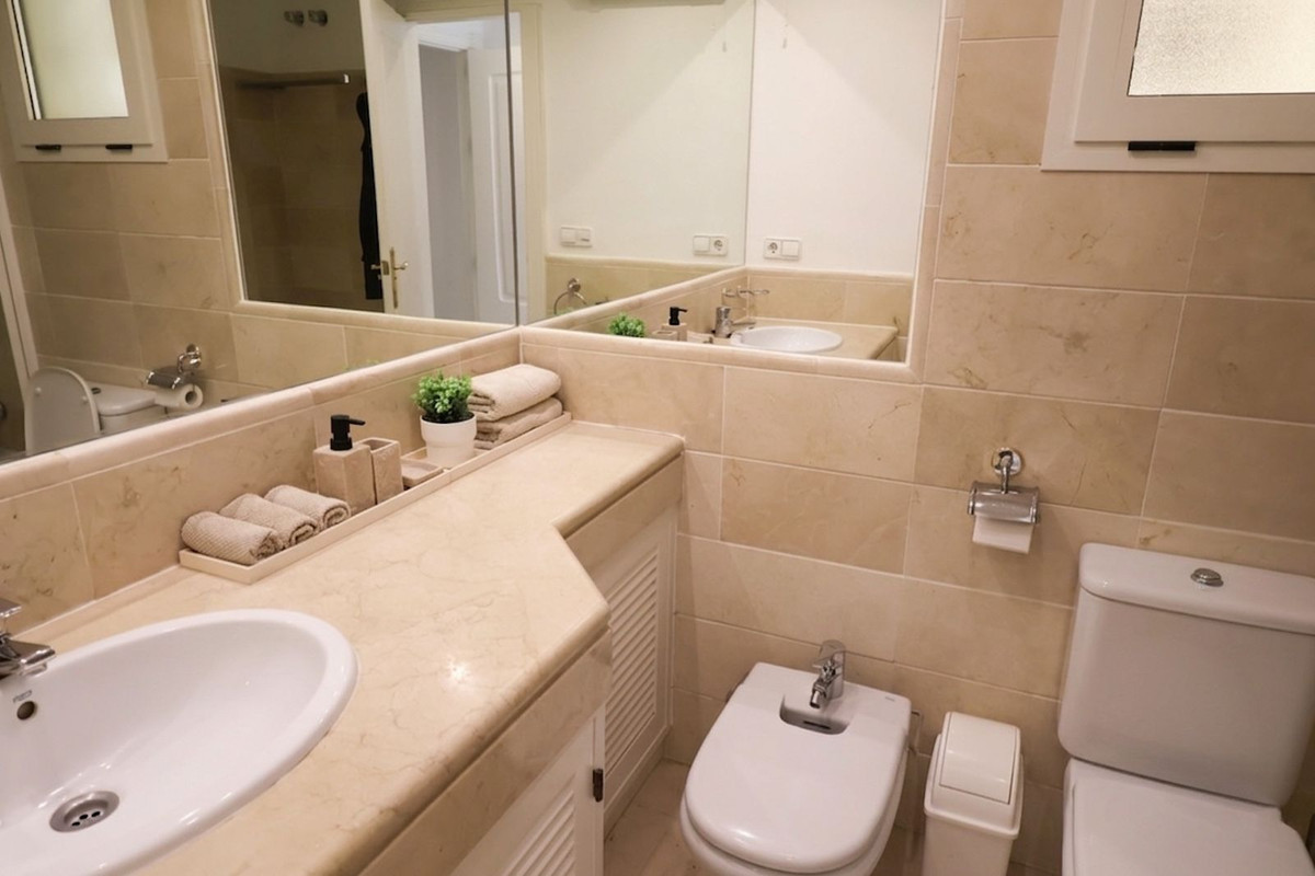 Appartement te koop in Los Arqueros | 2 slaapkamers H5354227