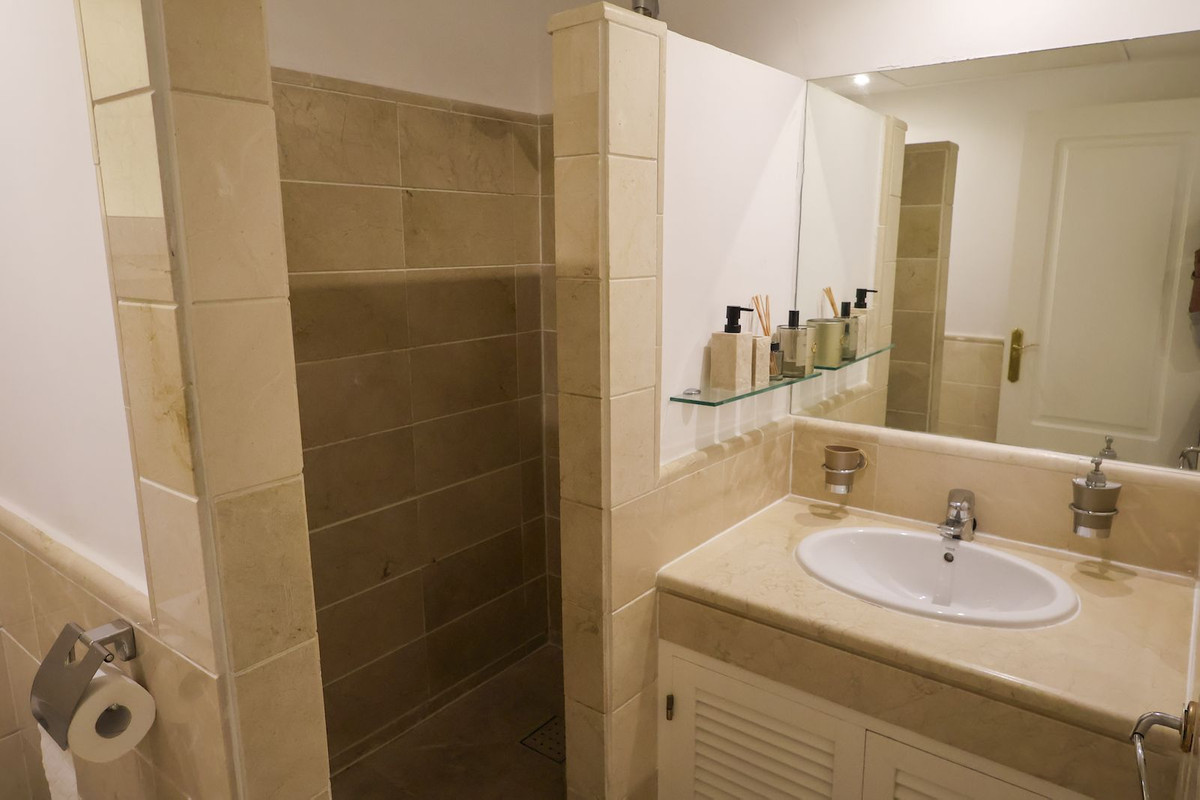 Appartement te koop in Los Arqueros | 2 slaapkamers H5354227