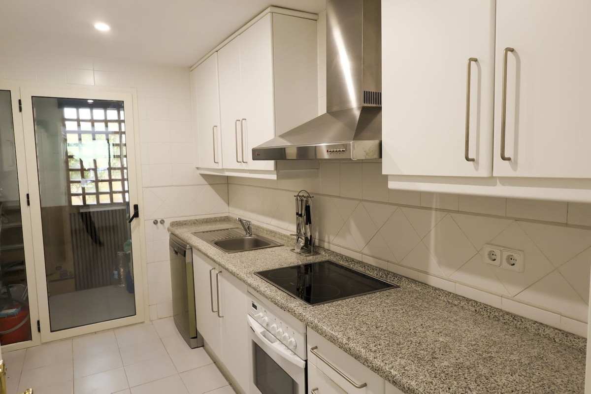 Appartement te koop in Los Arqueros | 2 slaapkamers H5354227