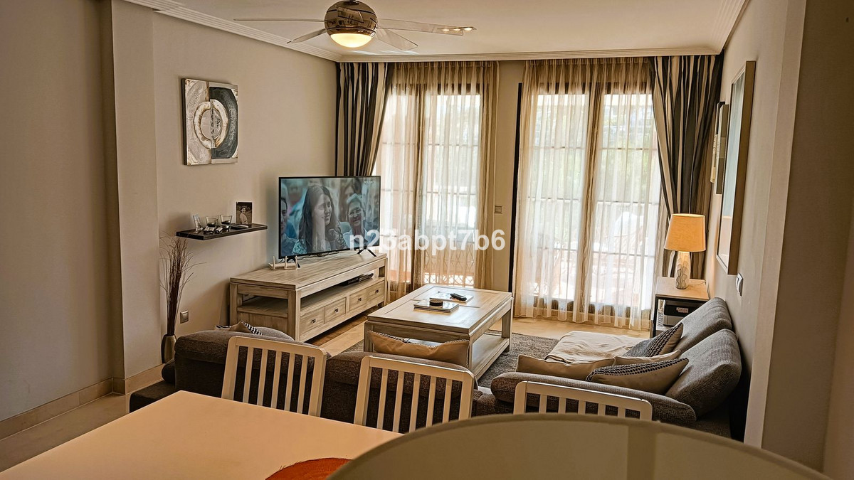 Appartement te koop in Los Arqueros | 3 slaapkamers H5413018