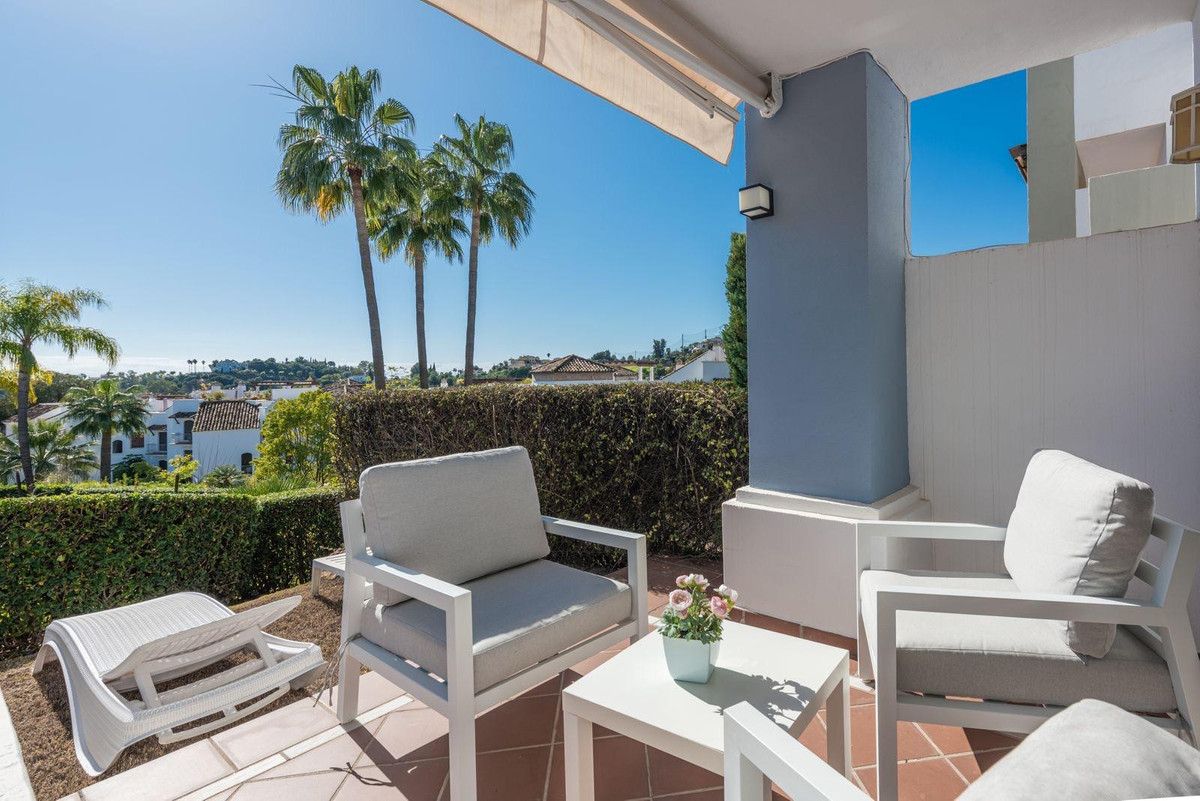 Appartement te koop in Los Arqueros | 2 slaapkamers H5431429