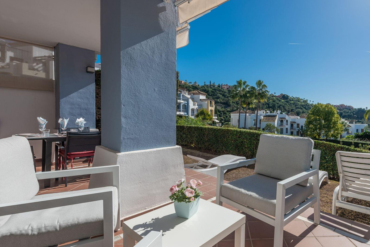 Appartement te koop in Los Arqueros | 2 slaapkamers H5431429