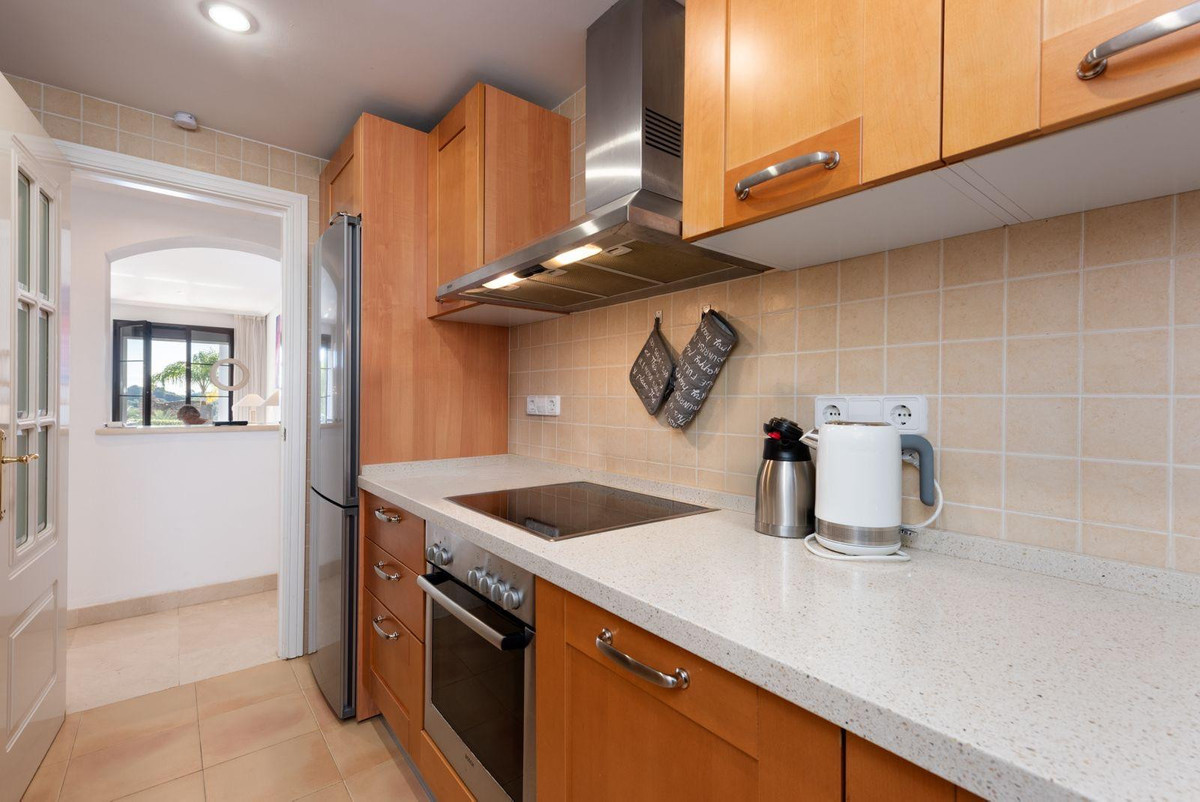 Appartement te koop in Los Arqueros | 2 slaapkamers H5431429