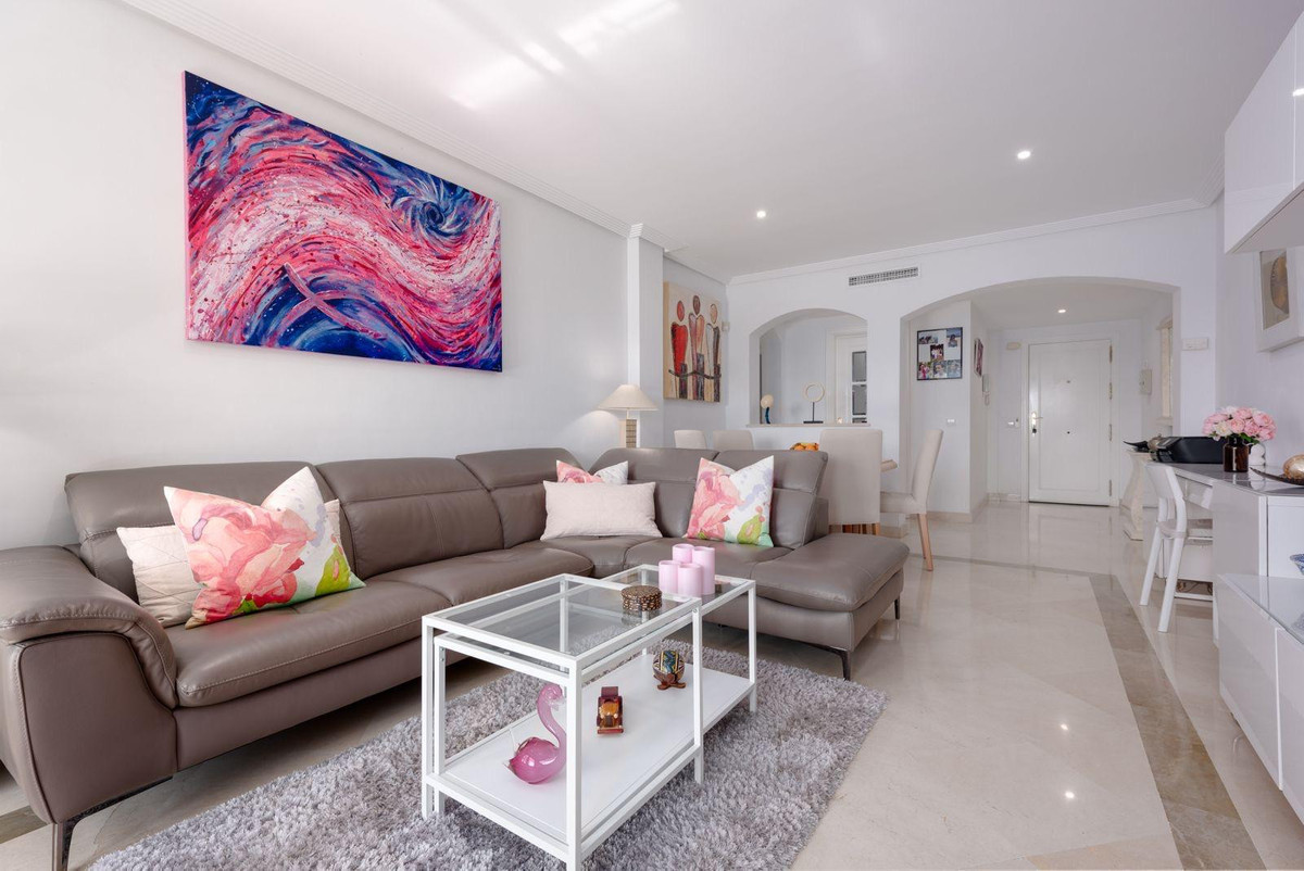 Appartement te koop in Los Arqueros | 2 slaapkamers H5431429