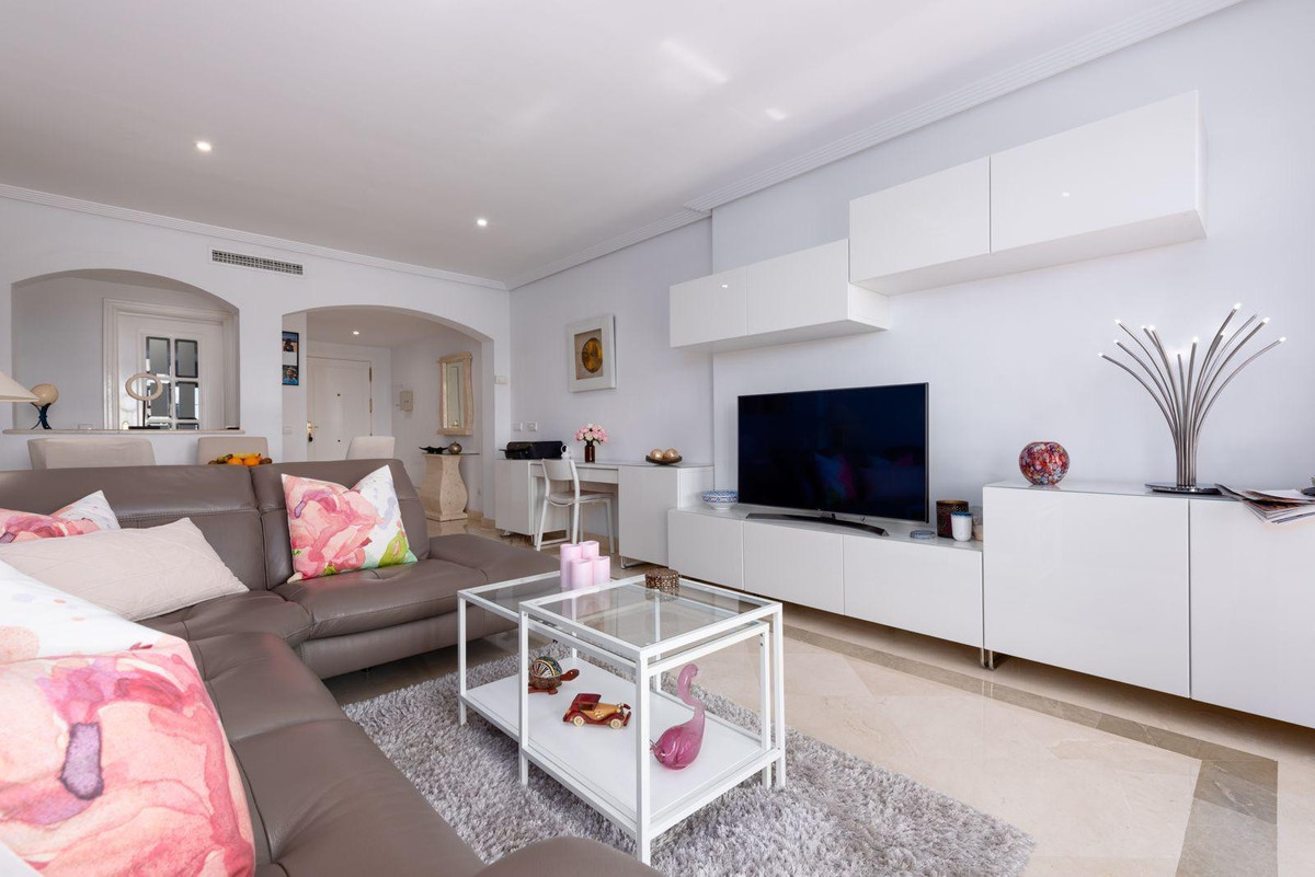 Appartement te koop in Los Arqueros | 2 slaapkamers H5431429